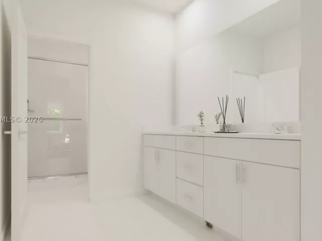 5-bedroom home for sale in Miami - 27372 SW 159 CT - MondialRealty