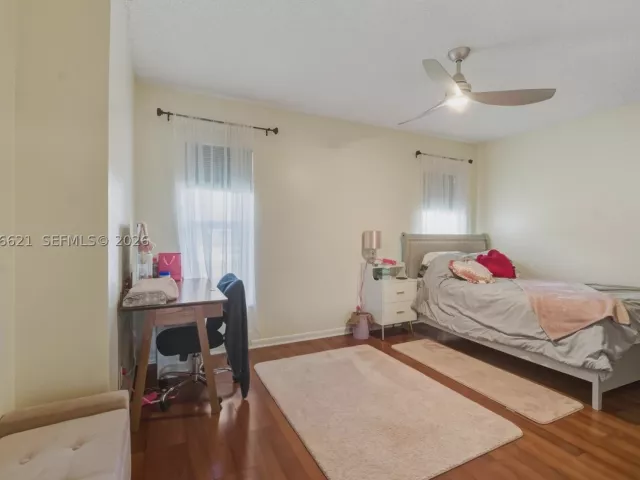 3-bedroom home for sale in Boca Raton - 10308 Greenbriar Ct - MondialRealty