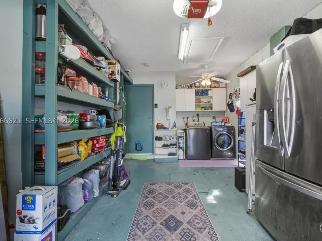 3-bedroom home for sale in Boca Raton - 10308 Greenbriar Ct - MondialRealty
