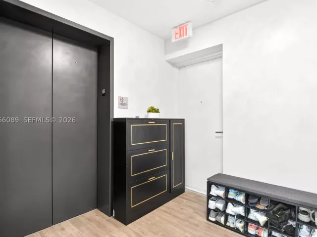 1-bedroom condo for rent in Miami - 2900 NE 7th Ave 1908 - MondialRealty