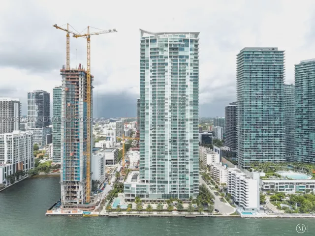 1-bedroom condo for rent in Miami - 2900 NE 7th Ave 1908 - MondialRealty