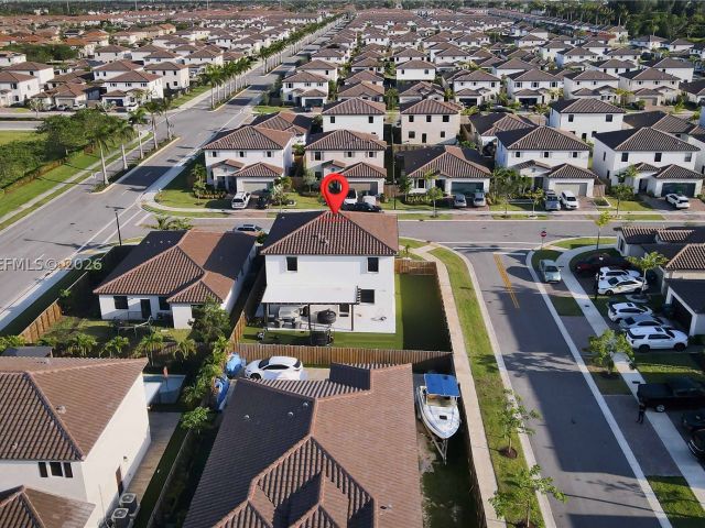 5-bedroom home for sale in Homestead - 11911 SW 239th St - MondialRealty