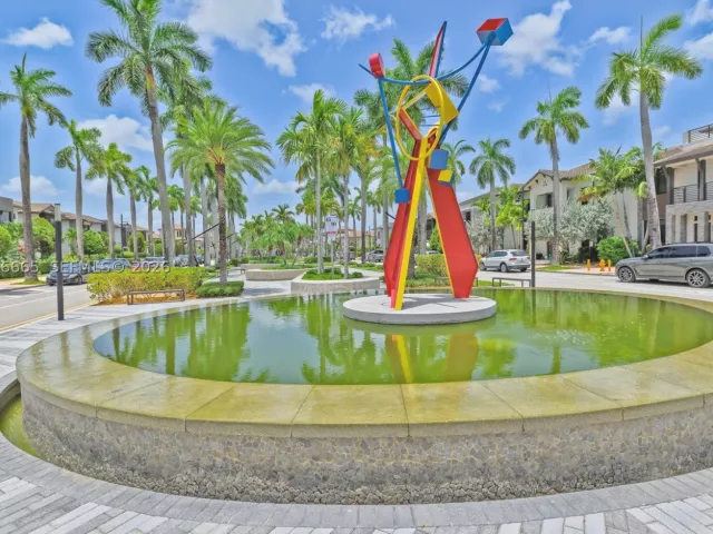3-bedroom home for rent in Doral - 8217 NW 46th St - MondialRealty