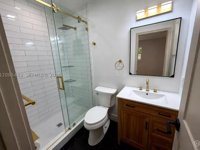 4-bedroom home for sale in Pompano Beach - 110 NE 17th Ct - MondialRealty