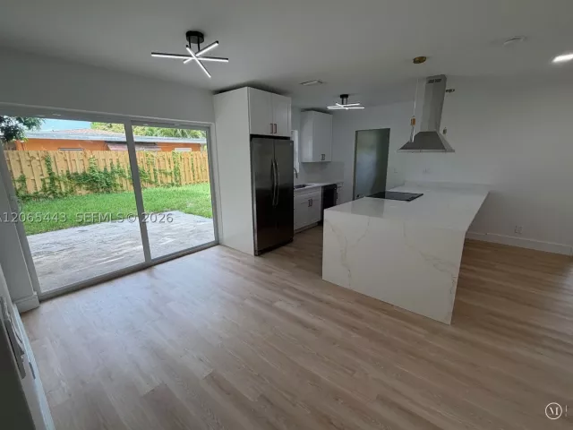 4-bedroom home for sale in Pompano Beach - 110 NE 17th Ct - MondialRealty