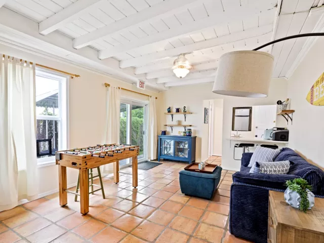 4-bedroom home for sale in West Palm Beach - 400 45TH Street - MondialRealty