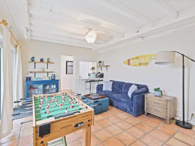 4-bedroom home for sale in West Palm Beach - 400 45TH Street - MondialRealty
