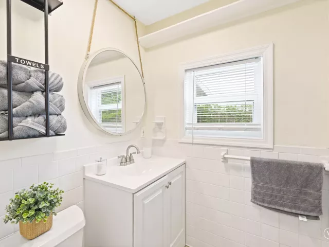4-bedroom home for sale in West Palm Beach - 400 45TH Street - MondialRealty