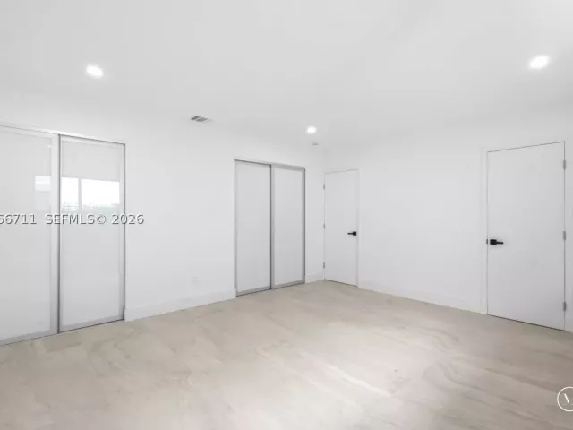 3-bedroom home for rent in Miami - 1215 NE 110th St - MondialRealty