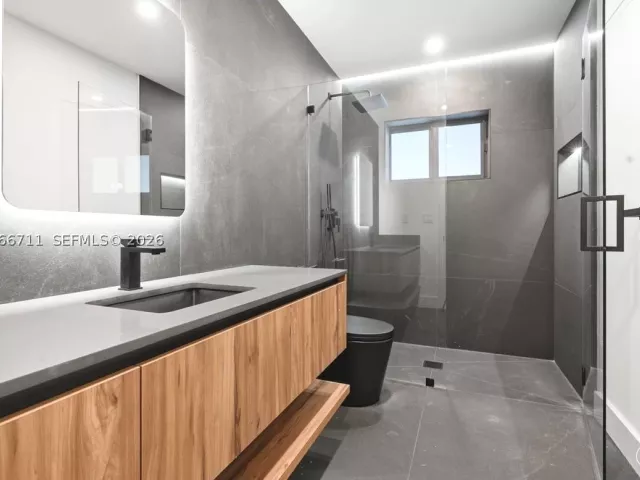 3-bedroom home for rent in Miami - 1215 NE 110th St - MondialRealty