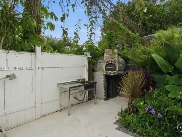3-bedroom home for rent in Miami - 1215 NE 110th St - MondialRealty