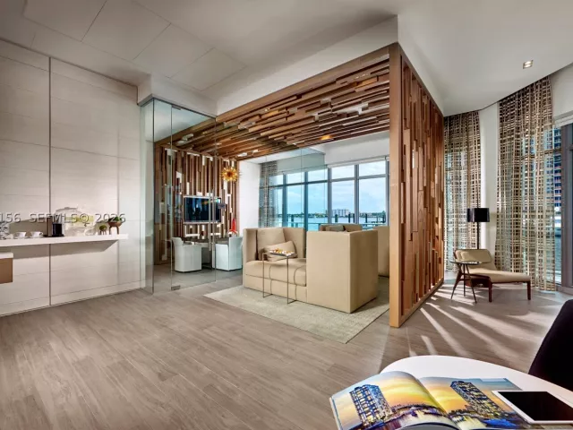 2-bedroom condo for sale in North Miami Beach - 17301 Biscayne Blvd 1004 - MondialRealty
