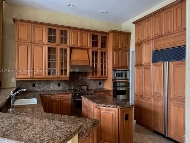4-bedroom home for rent in Hollywood - 891 Captiva Dr - MondialRealty