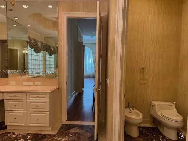 4-bedroom home for rent in Hollywood - 891 Captiva Dr - MondialRealty