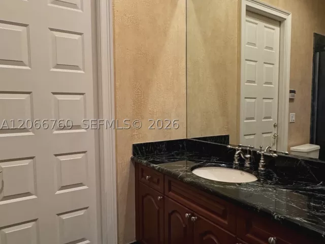 4-bedroom home for rent in Hollywood - 891 Captiva Dr - MondialRealty