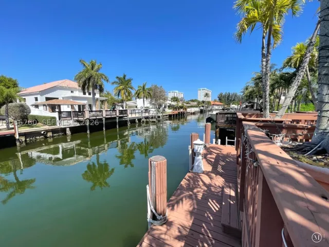 4-bedroom home for rent in Hollywood - 891 Captiva Dr - MondialRealty