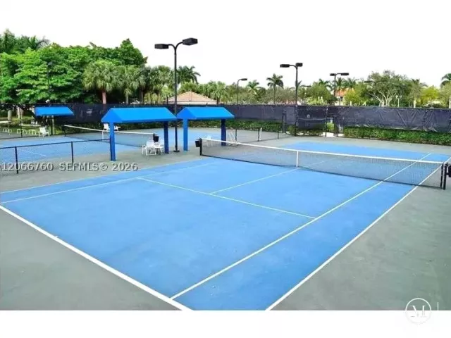 4-bedroom home for rent in Hollywood - 891 Captiva Dr - MondialRealty