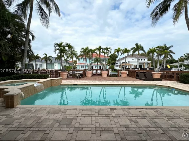 4-bedroom home for rent in Hollywood - 891 Captiva Dr - MondialRealty