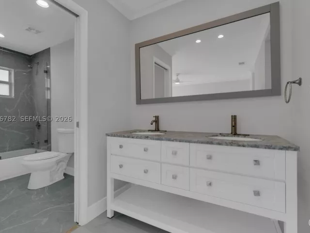 3-bedroom home for rent in Miami - 14480 SW 115th Ter 0 - MondialRealty