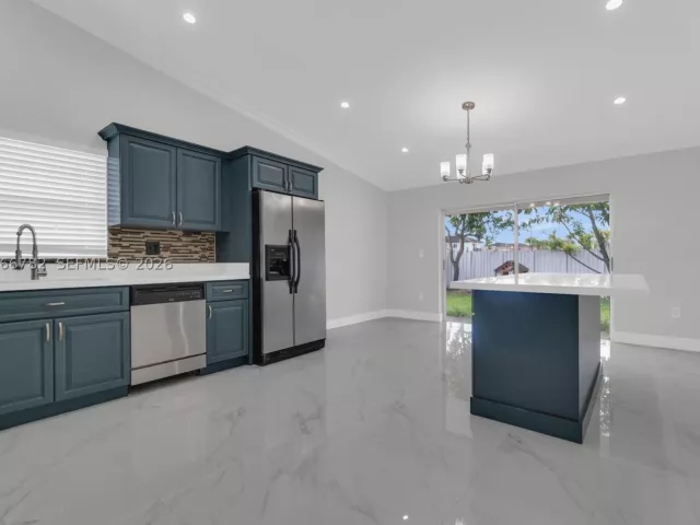 3-bedroom home for rent in Miami - 14480 SW 115th Ter 0 - MondialRealty