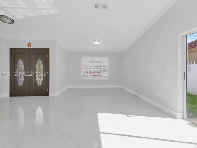 3-bedroom home for rent in Miami - 14480 SW 115th Ter 0 - MondialRealty