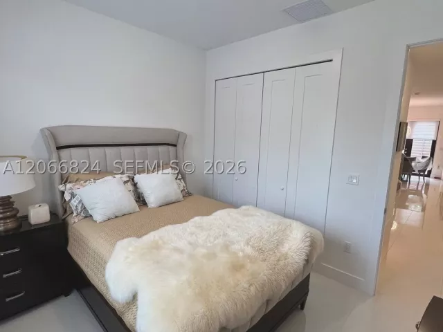 4-bedroom home for rent in Miami - 11745 SW 106th Ter 11745 - MondialRealty