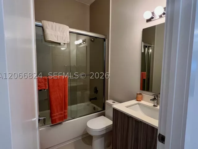4-bedroom home for rent in Miami - 11745 SW 106th Ter 11745 - MondialRealty