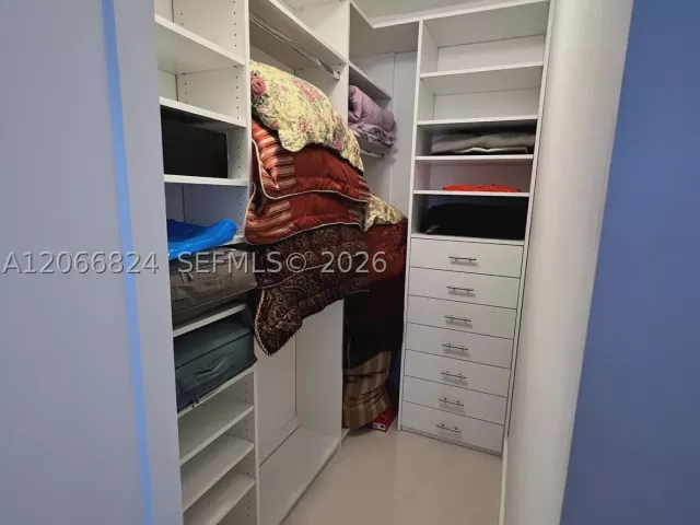 4-bedroom home for rent in Miami - 11745 SW 106th Ter 11745 - MondialRealty