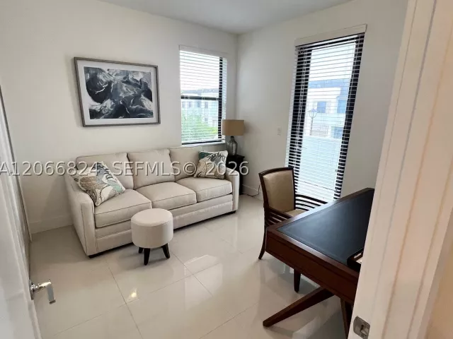 4-bedroom home for rent in Miami - 11745 SW 106th Ter 11745 - MondialRealty