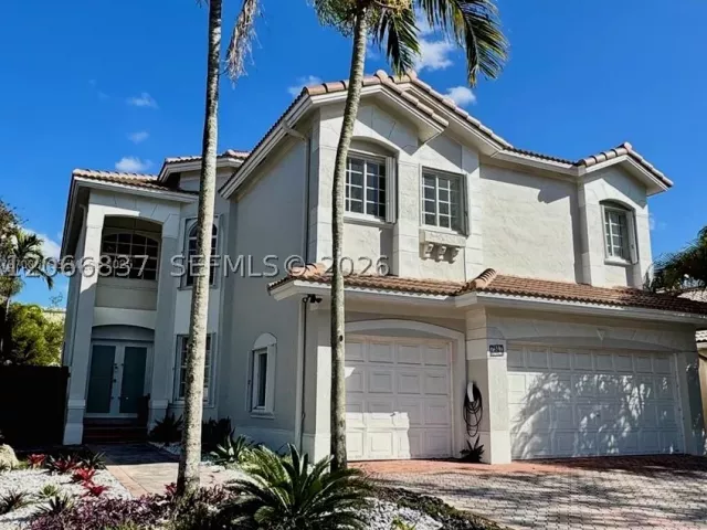 5-bedroom home for rent in Doral - 7317 NW 107th Pl N/A - MondialRealty