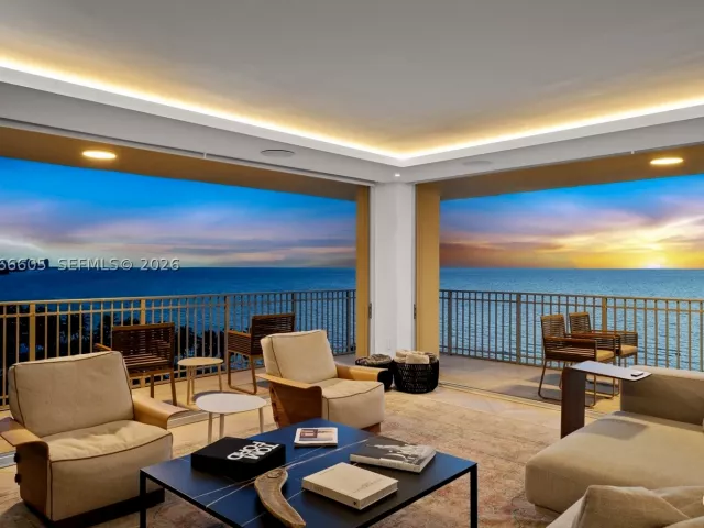 3-bedroom condo for rent in Key Biscayne - 881 Ocean Dr 11H - MondialRealty