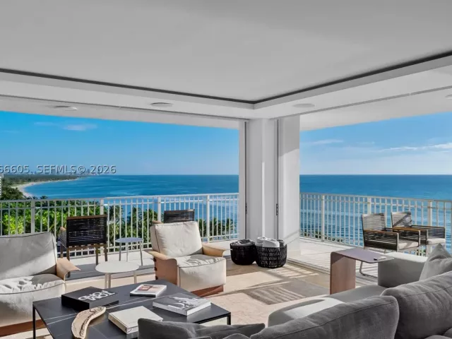 3-bedroom condo for rent in Key Biscayne - 881 Ocean Dr 11H - MondialRealty