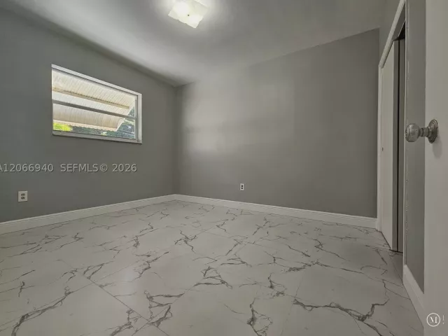 4-bedroom home for rent in North Miami Beach - 1929 NE 176th St - MondialRealty