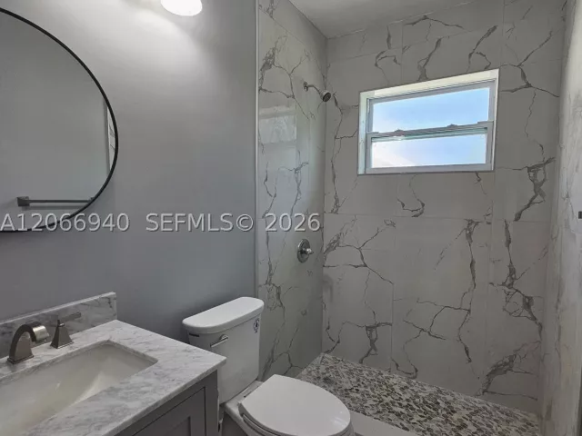 4-bedroom home for rent in North Miami Beach - 1929 NE 176th St - MondialRealty