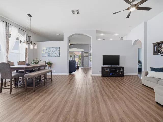 3-bedroom home for sale in Delray Beach - 7272 Demedici Circle - MondialRealty