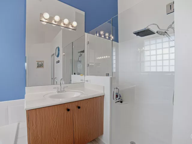 3-bedroom home for sale in Delray Beach - 7272 Demedici Circle - MondialRealty