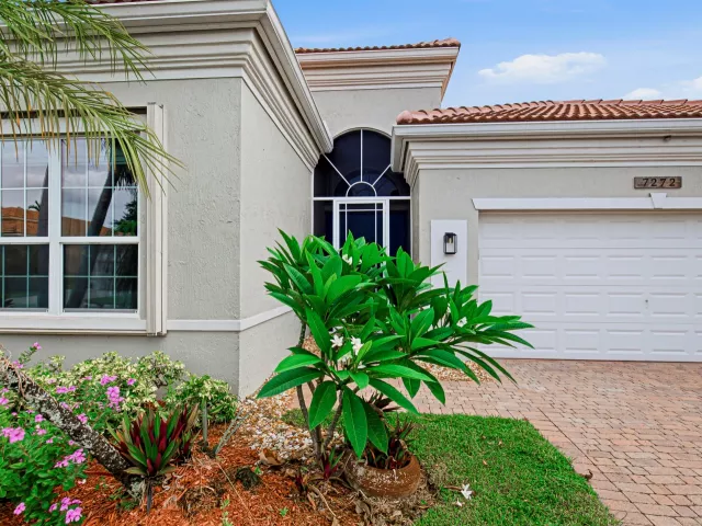 3-bedroom home for sale in Delray Beach - 7272 Demedici Circle - MondialRealty