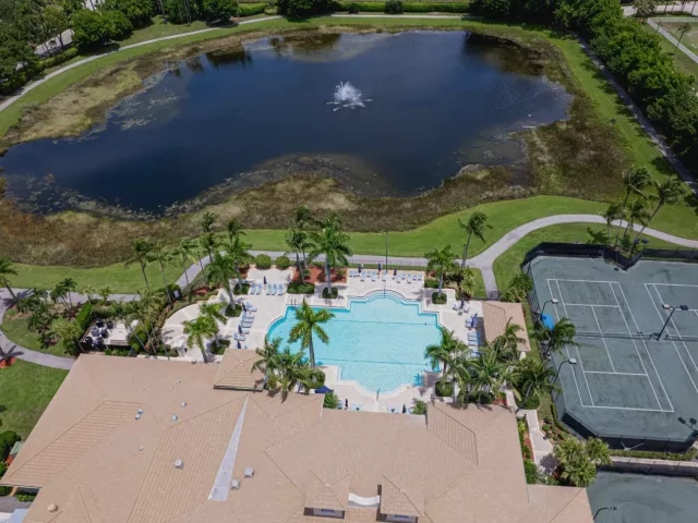 3-bedroom home for sale in Delray Beach - 7272 Demedici Circle - MondialRealty