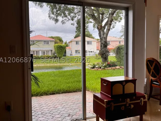 3-bedroom home for sale in Miami - 16261 SW 101st Ter - MondialRealty