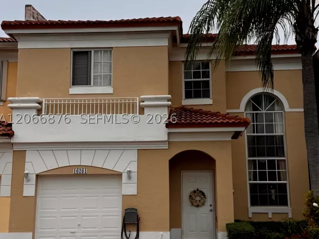 3-bedroom home for sale in Miami - 16261 SW 101st Ter - MondialRealty
