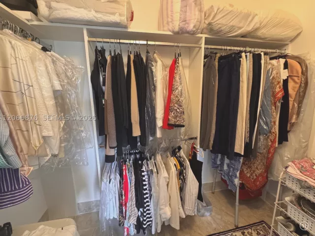 3-bedroom home for sale in Miami - 16261 SW 101st Ter - MondialRealty