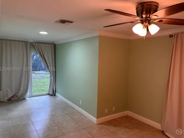 4-bedroom home for rent in Cooper City - 11907 Jennifer Way 1 - MondialRealty