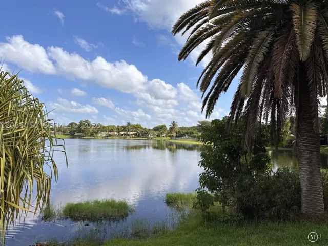4-bedroom home for rent in Cooper City - 11907 Jennifer Way 1 - MondialRealty