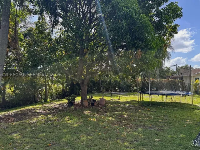 4-bedroom home for rent in Cooper City - 11907 Jennifer Way 1 - MondialRealty