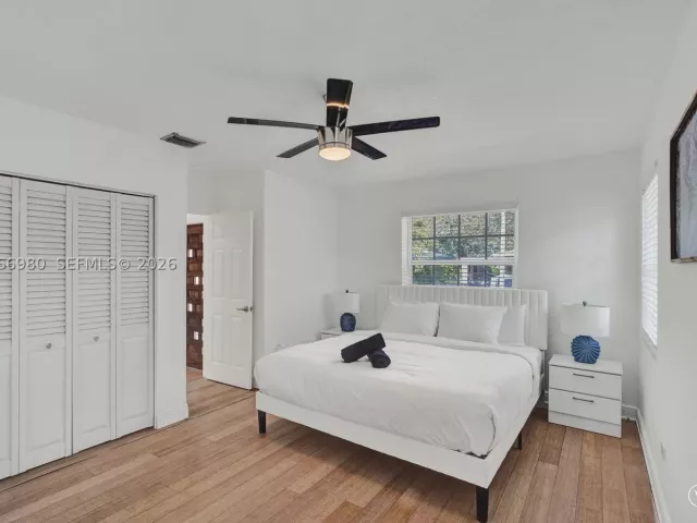 3-bedroom home for sale in Miami - 130 NE 49th St - MondialRealty