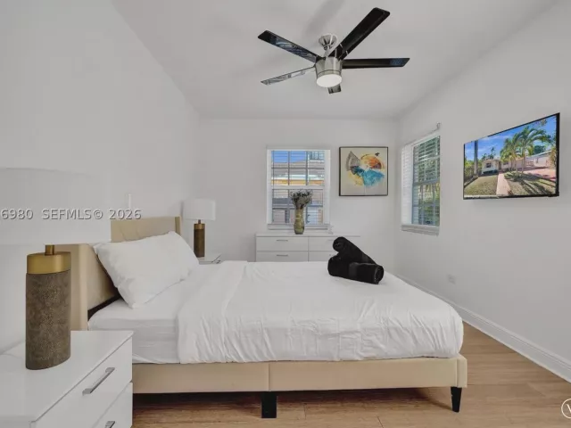 3-bedroom home for sale in Miami - 130 NE 49th St - MondialRealty