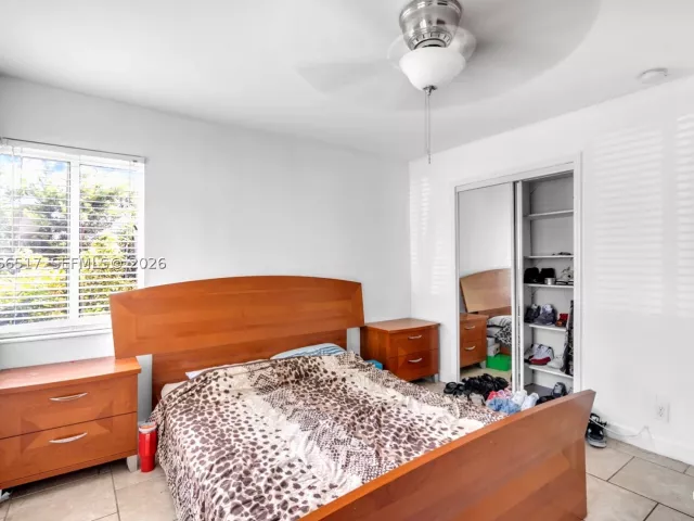 4-bedroom home for sale in Pompano Beach - 2721 NE 8th Ave - MondialRealty