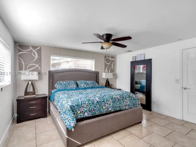4-bedroom home for sale in Pompano Beach - 2721 NE 8th Ave - MondialRealty