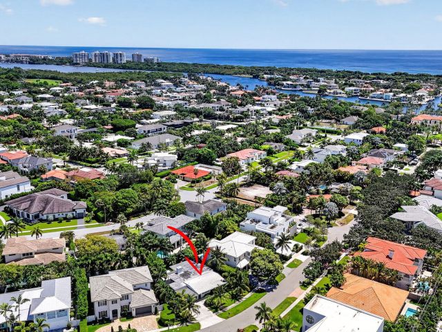 3-bedroom home for sale in Boca Raton - 335 NE 7th Street - MondialRealty