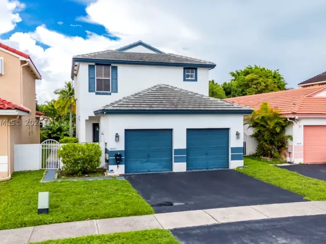 3-bedroom home for rent in Pembroke Pines - 18451 NW 22nd St - MondialRealty